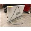 Image 2 : Office ceramic heater 22 1/2" x 14 1/2" x 1" Model 202sla