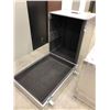 Image 2 : SBC Case Industries, Insulated 30" x 23" x 22"