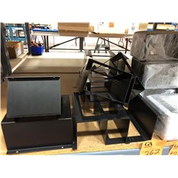 Assorted aluminum brackets