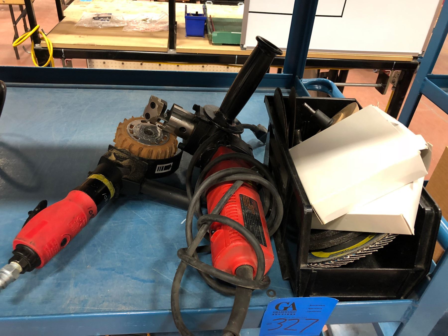 SNAPON Crud thug air tool, Milwaukee Nibbler Cat 6880 120V, misc. discs