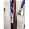 Image 5 : 2 crowbars, 2 hacksaws, laser level