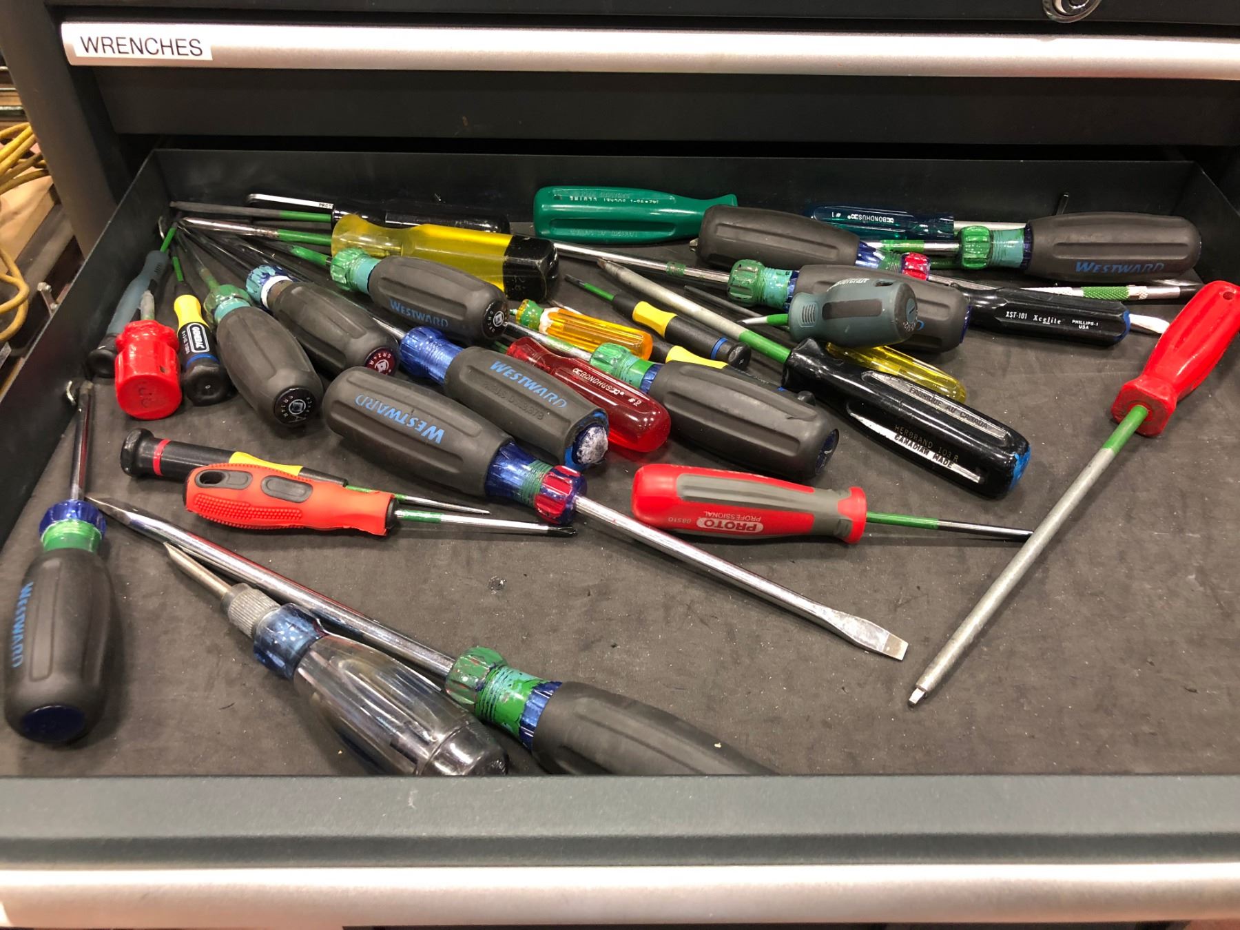 2 piece Mastercraft Maximum tool box, includes assorted tools in drawers