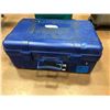 Image 1 : Rubbermaid travel case, UK 821 foam filled travel case