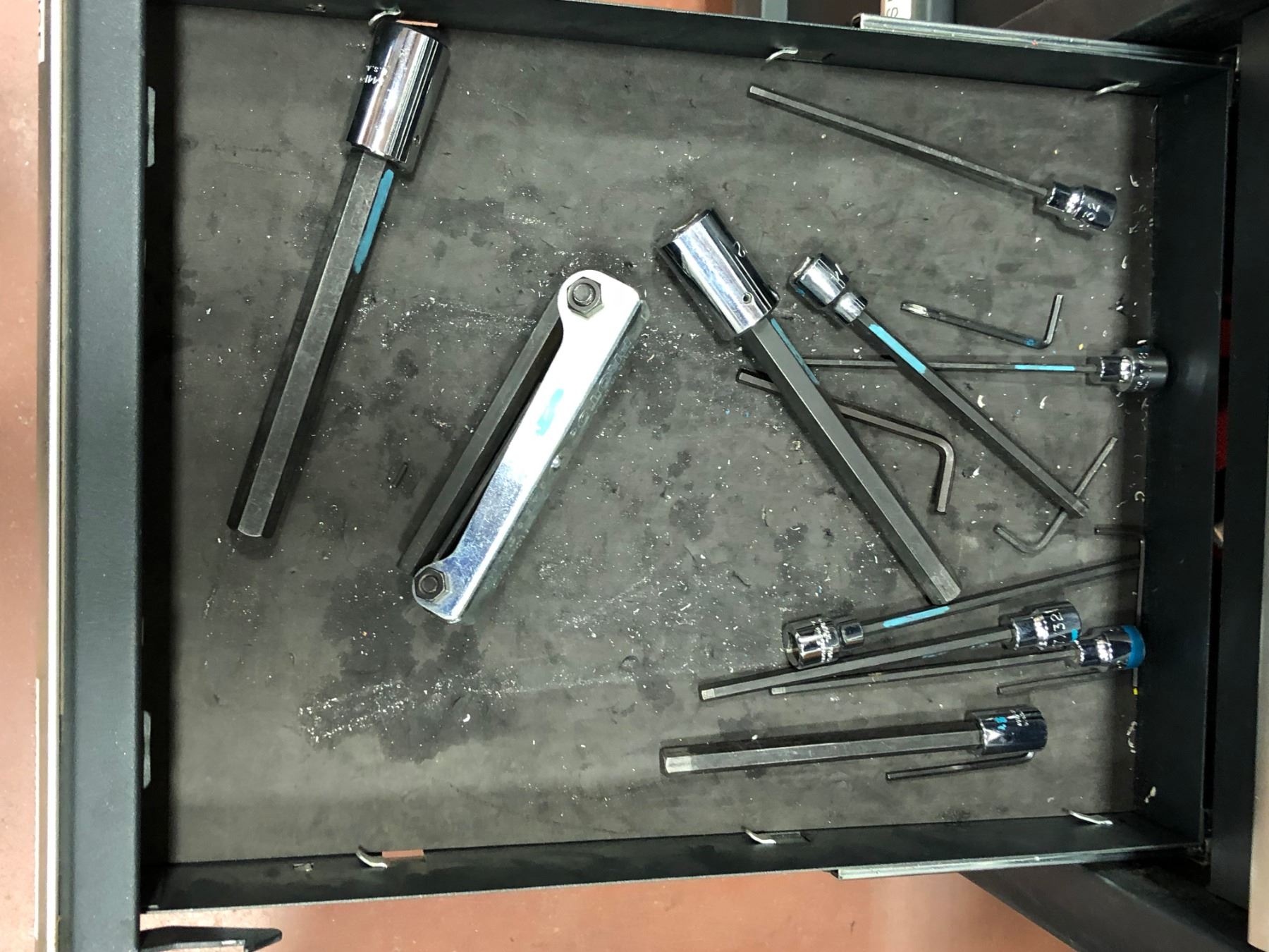 2 piece Mastercraft Maximum tool box, includes assorted tools in drawers