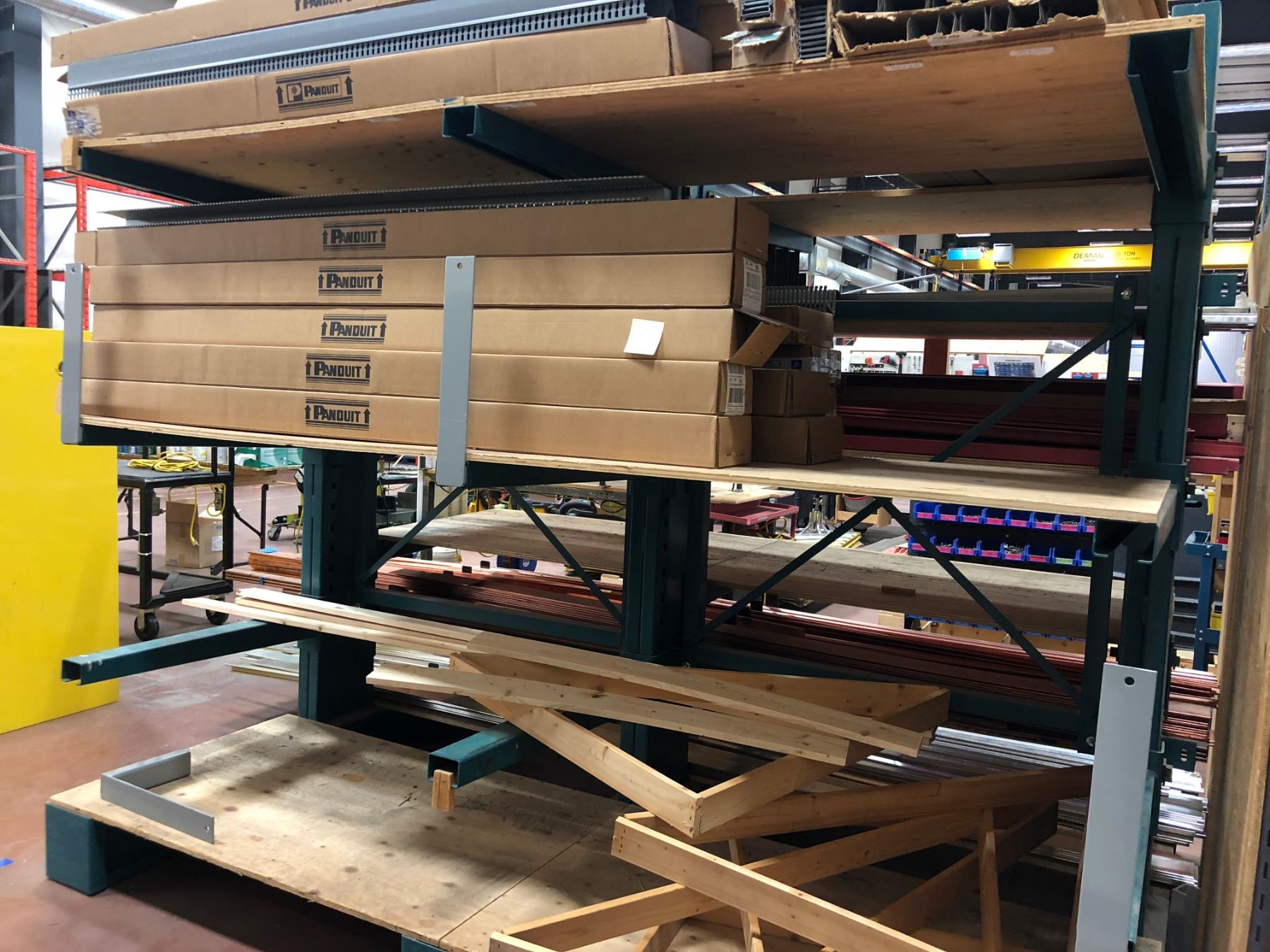 Cantilever shelving (shelving only)