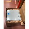 Image 2 : Hammond enclosure S83633
