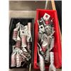 Image 2 : Assorted Burndy crimp lugs N60, N125, N300, N350, 500 KCMIL, 750 KCMIL