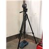 Image 1 : Bosch laser level/tripod/safety glasses Mod. Gll-245