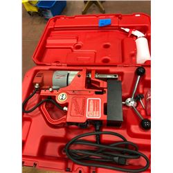 Milwaukee mag drill Mod. 4270-21 unused with chuck and key