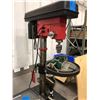 Image 2 : Westward floor drill press 1/2 hp mod DP170F c/w e-stop, vise, 2 clamps, dustpan, hand brush