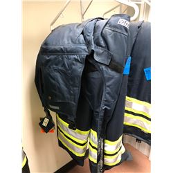 Dakota winter safety lined cargo overall size M (NEW)