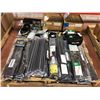 Image 1 : Assorted electronic components