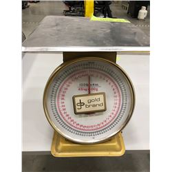 Gold 0-100 lbs. scale
