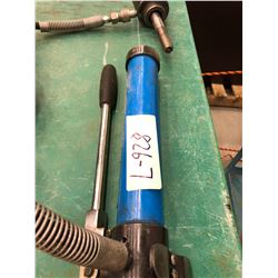 Hydraulic hand pump, knockout draw tool