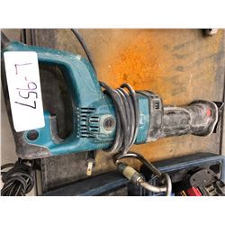Makita 120V reciprocating saw model JR3050T