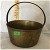 Image 1 : ANTIQUE BRASS FIRE POT