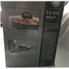 Image 2 : HOME TRENDS 6 QT DEEP SKILLET, NEW IN BOX