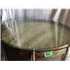 Image 2 : DRUM W/GLASS TOP FOR TABLE