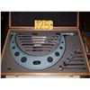 Image 1 : Mitutoyo 104-138 Micrometer 6" to 12"