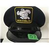 Image 1 : MICHELIN SERVICE ATTENDANT HAT