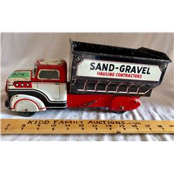 MARX TIN DUMP TRUCK
