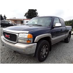 G4 --  2002 GMC Sierra , Blue , 255158  KM's