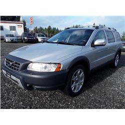 J6 --  2007 Volvo XC70 , Silver , 201604  KM's