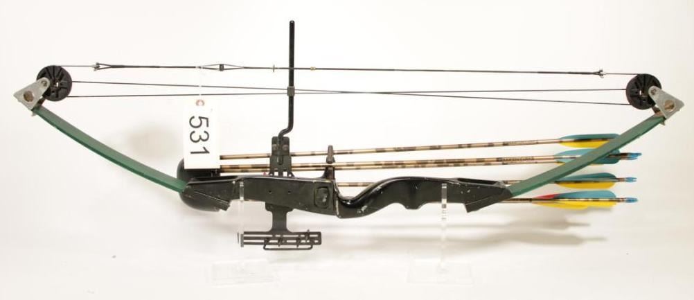 Saunders Gun Saunders Compound Bow - GTA Guns and Gear Auctions Inc.