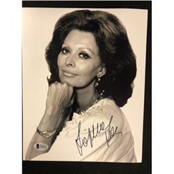 SOPHIA LAUREN SIGNED 8" X 10" PHOTO (BECKETT COA)