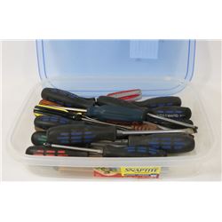 23 WESTWARD AND CRAFTSMAN SCREWDRIVERS