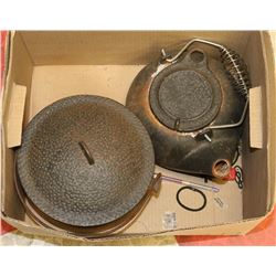 VINTAGE CAST KETTLE AND POT SET