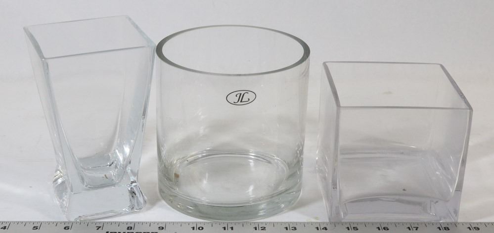 Flat Of 3 Short Vases