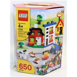 LEGO CREATIVE BUILDING KIT