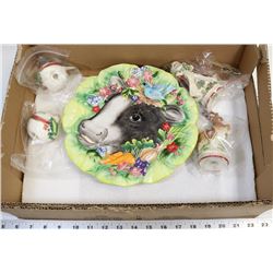 BOX OF FITZ AND FLOYD COLLECTABLES