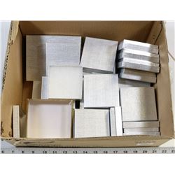 LOT OF 30 SMALL GIFT BOXES, NEW INCL SIZES 3.5X3.5