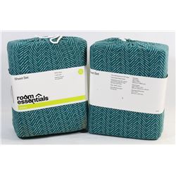 LOT OF TWO ROOM ESSENTIALS TWIN XL SHEET SETS