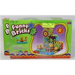 BUNDLE OF TWO 81PC FUNNY BRICKS BUILDING TOYS