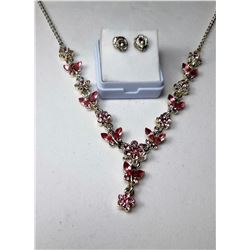 28)  SILVER TONE & PINK CRYSTAL Y NECKLACE
