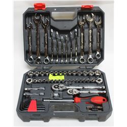 COMPLETE CRESENT BRAND TOOL KIT
