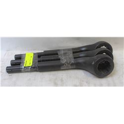 GROUP OF 3 GRAY CANADA 1-1/2" 12-POINT WRENCHES
