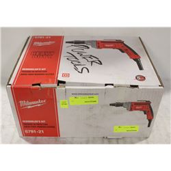 NEW MILWAUKEE REMODELER'S KIT(DRILL)