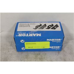 2 PACKS OF REPLACEMENT MARTOR SPARE BLADES