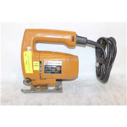 BLACK AND DECKER JIG SAW.