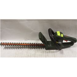 BLACK & DECKER HEDGE TRIMMER