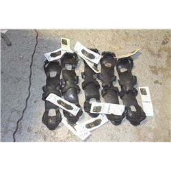 GROUP OF 10 WINTERWALKING SIZE: MEDIUM ICE-CLEATS