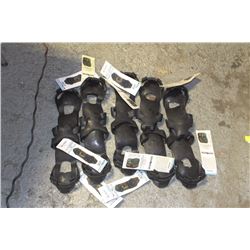 GROUP OF 10 WINTERWALKING SIZE: MEDIUM ICE-CLEATS
