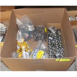 FLAT OF MANY ASSORTED PLUMBING FITTINGS & COUPLERS