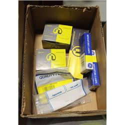 FLAT OF ASSORTED LIGHTS, FUSES