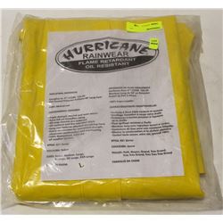 HURRICANE SIZE: LARGE FR OIL-RESISTANT RAIN-GEAR