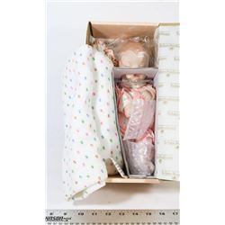 THE ASHTON DRAKE GALLERIES, YOLANDA'S LULLABY